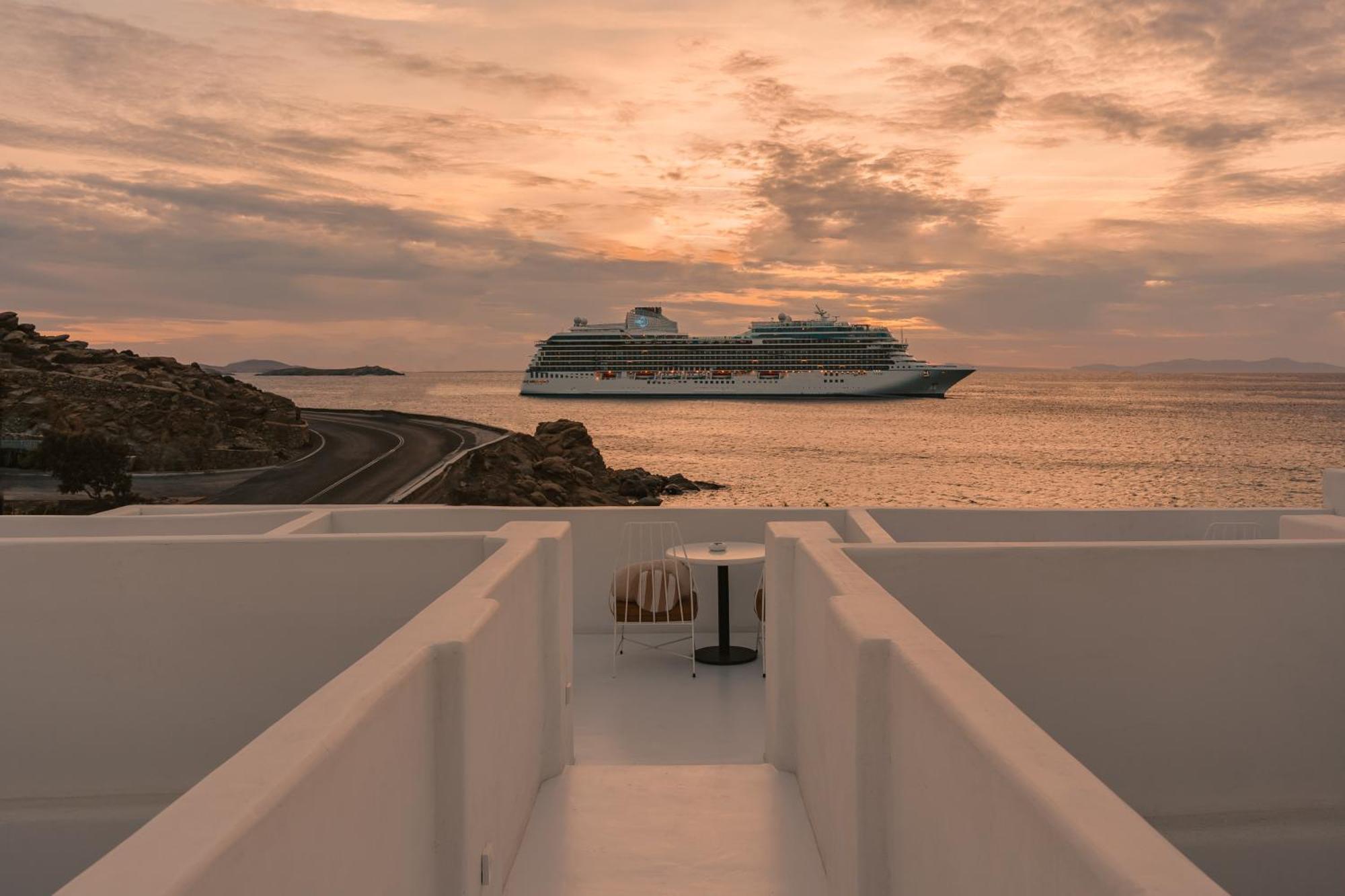 Отель Croco Mykonos Тоурлос Экстерьер фото